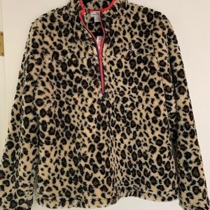 NWT Vineyard Vines Cheetah Print Fleece quarter zip